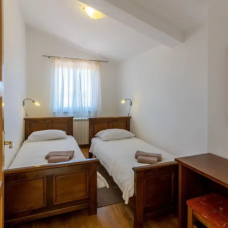 Vakantiehuis Mit Privatpool, Ping-pong, Bbq *