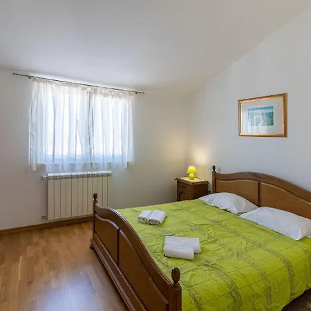 Vakantiehuis Mit Privatpool, Ping-pong, Bbq